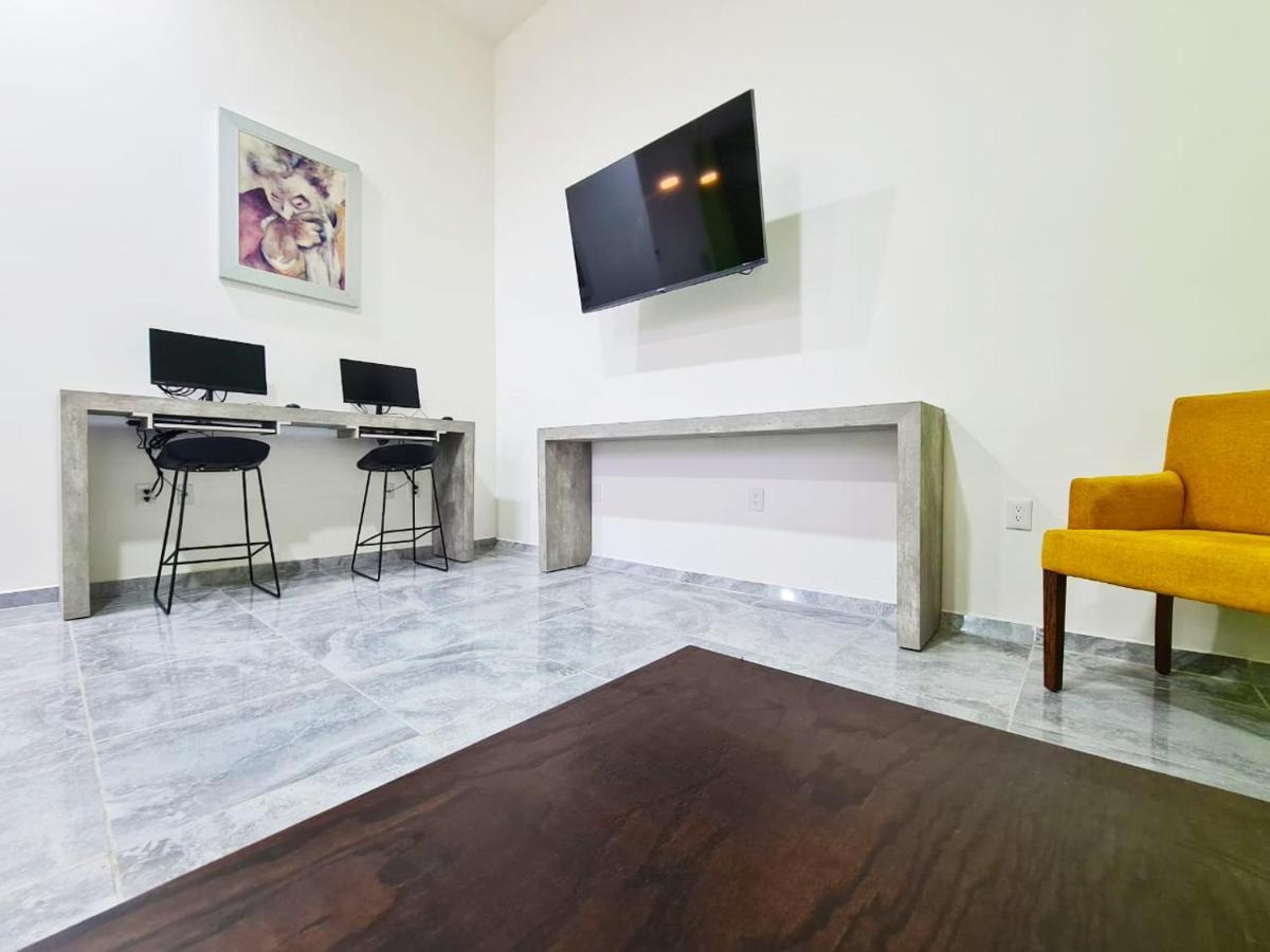 Sr Suites Запопан Екстериор снимка